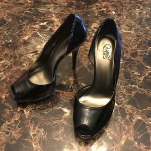 Carlos Santana High Heels Size 7 Black